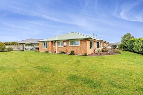 Photo of property in 6 Oldham Place, Darfield, 7510