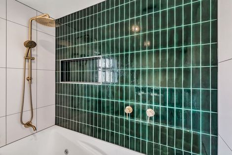 Photo of property in 73 Bentley Street, Russley, Christchurch, 8042