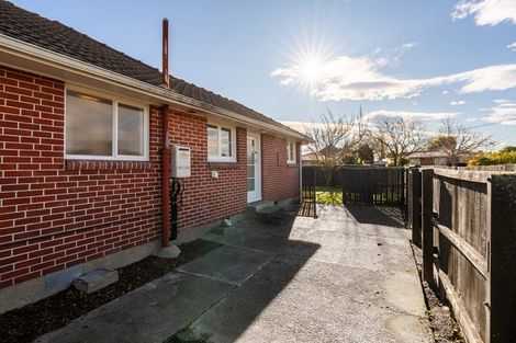 Photo of property in 11 Beatrice Place, Avonhead, Christchurch, 8042