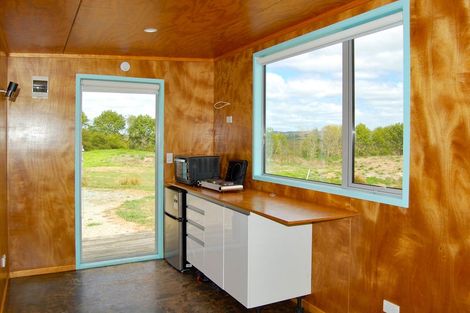 Photo of property in 306 Oneriri Road, Kaiwaka, 0573