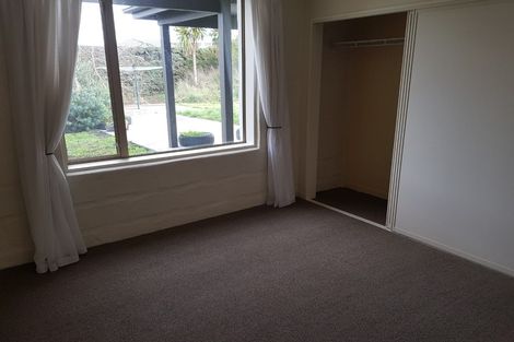 Photo of property in 70 Queens Avenue, Waikuku Beach, 7402