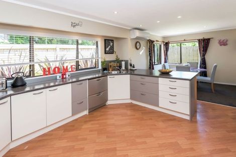 Photo of property in 1/14 Chip Grove, Sunnyhills, Auckland, 2010