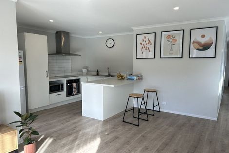 Photo of property in 5/73 Hobsonville Point Road, Hobsonville, Auckland, 0616