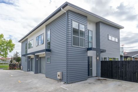 Photo of property in 2/11 Crosher Place, Silverdale, Hamilton, 3216