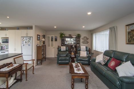 Photo of property in 2/2a Chalmers Street, Highfield, Timaru, 7910