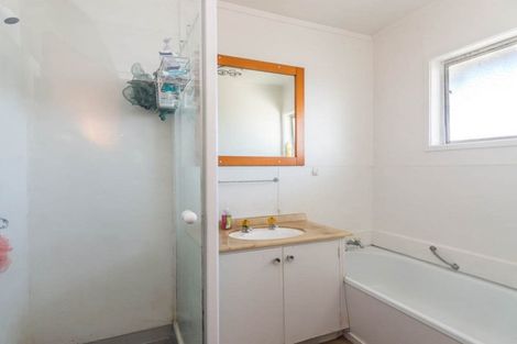 Photo of property in 1/353 Mount Albert Road, Mount Roskill, Auckland, 1041