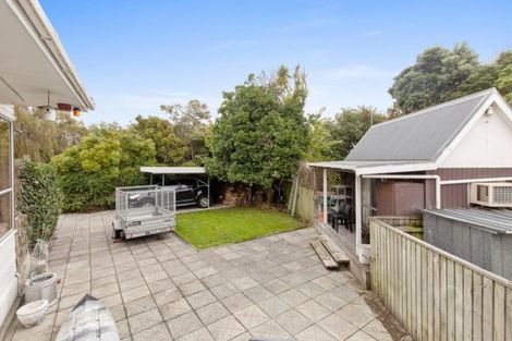 Photo of property in 8 Whites Line West, Woburn, Lower Hutt, 5010