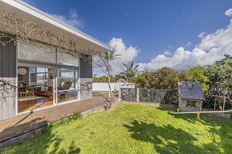 Photo of property in 10d Sunnynook Road, Sunnynook, Auckland, 0620