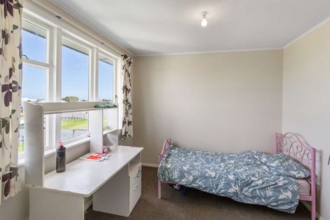 Photo of property in 26-28 Matipo Street, Castlecliff, Whanganui, 4501