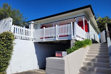 Photo of property in 62 Gover Street, New Plymouth, 4310