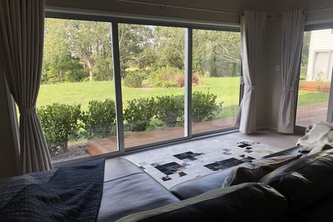 Photo of property in 3 Sinton Road, Hobsonville, Auckland, 0618