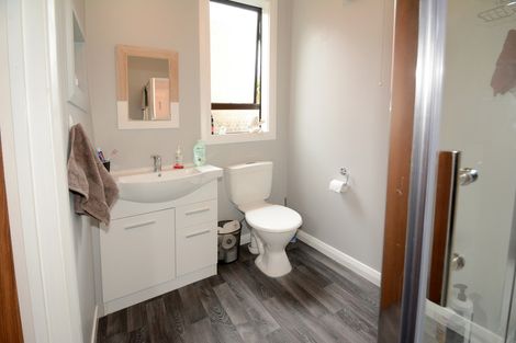 Photo of property in 2a Neill Street, Green Island, Dunedin, 9018