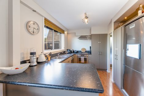 Photo of property in 523 Marine Parade, South New Brighton, Christchurch, 8062