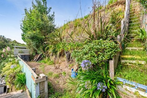 Photo of property in 15 Shaldon Crescent, Blagdon, New Plymouth, 4310
