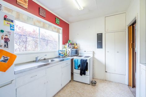 Photo of property in 33 Tui Road, Raumati Beach, Paraparaumu, 5032