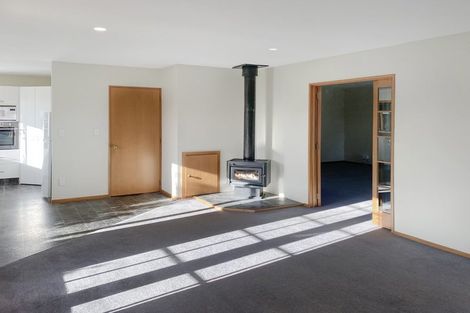 Photo of property in 15 Mclaughlins Road, Darfield, 7510