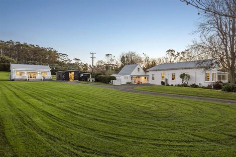 Photo of property in 1073 Kahikatea Flat Road, Waitoki, Kaukapakapa, 0871