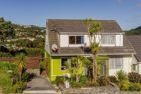 Photo of property in 38b Percy Dyett Drive, Karori, Wellington, 6012