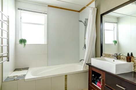 Photo of property in 1a Clay Street, Motueka, 7120