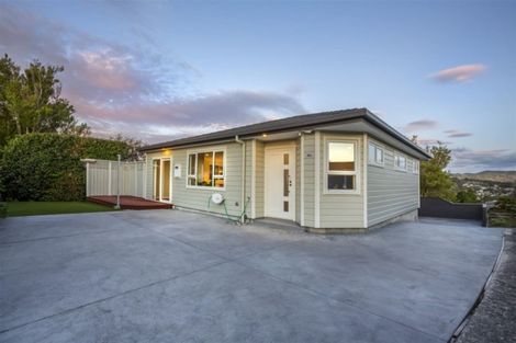 Photo of property in 68a Kahu Road, Paremata, Porirua, 5024