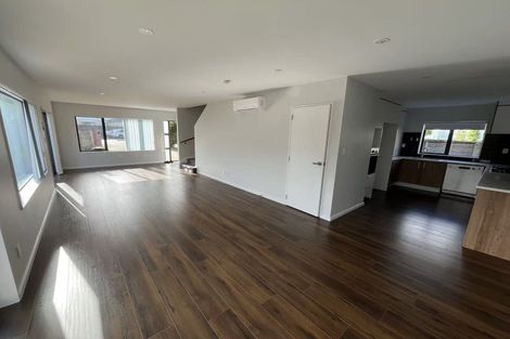 Photo of property in 54 Bordeaux Parade, Te Atatu South, Auckland, 0610