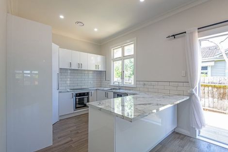 Photo of property in 87 Russell Street, Palmerston North, 4414