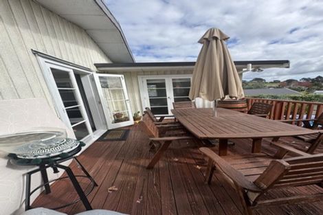 Photo of property in 1/245 Sturges Road, Henderson, Auckland, 0612