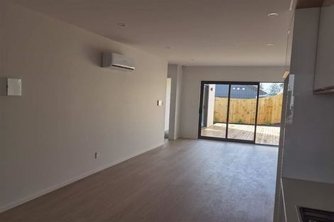Photo of property in 68 Biokovo Street, Massey, Auckland, 0614