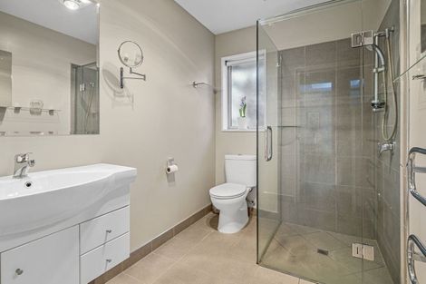 Photo of property in 19b Aratoro Place, Mount Pleasant, Christchurch, 8081