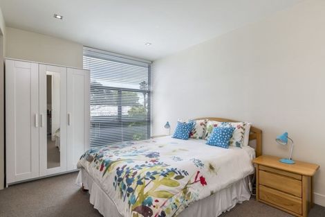 Photo of property in 4a Norwood Road, Bayswater, Auckland, 0622