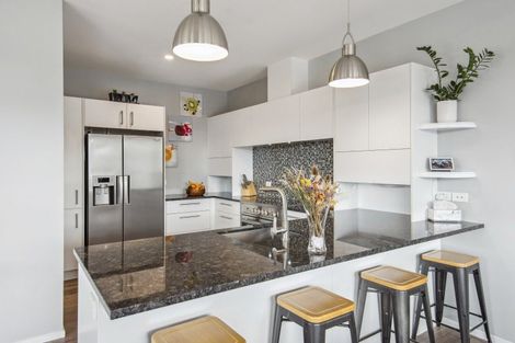 Photo of property in 24 College Drive, Paraparaumu, 5032