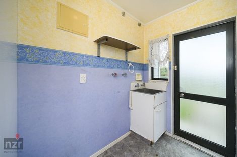 Photo of property in 146 Hillcrest Drive, Kelvin Grove, Palmerston North, 4414