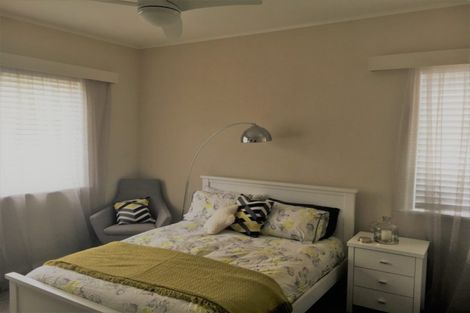 Photo of property in 24 Valley Terrace, Hamilton Central, Hamilton, 3204