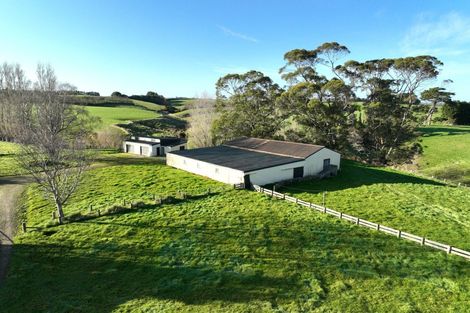 Photo of property in 221 Titiroa Pine Bush Road, Waimahaka, Wyndham, 9891