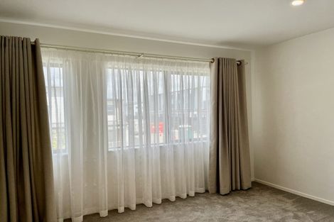 Photo of property in 1 Faithful Drive, Karaka, Papakura, 2113