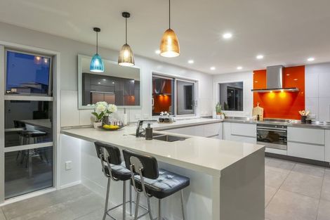 Photo of property in 19a Wharemauku Road, Raumati Beach, Paraparaumu, 5032