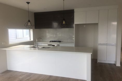 Photo of property in 11 Toropapa Close, Takanini, 2110