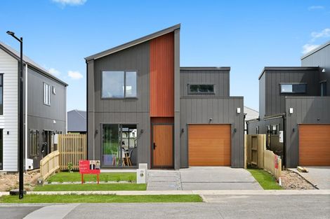 Photo of property in 72 Overton Street, Rototuna North, 3210