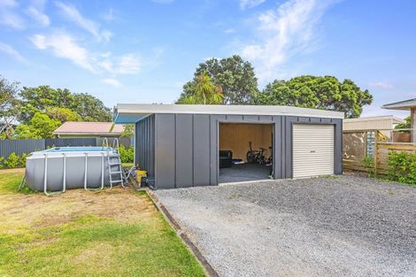 Photo of property in 13 Gawler Street, Te Horo Beach, Otaki, 5581
