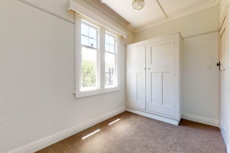 Photo of property in 18 Waipapa Terrace, Hataitai, Wellington, 6021