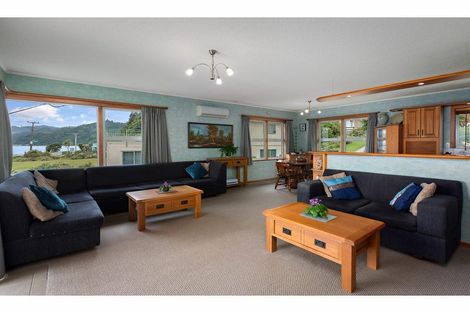 Photo of property in 220 Thames Coast Sh25 Road, Thornton Bay, Thames, 3575