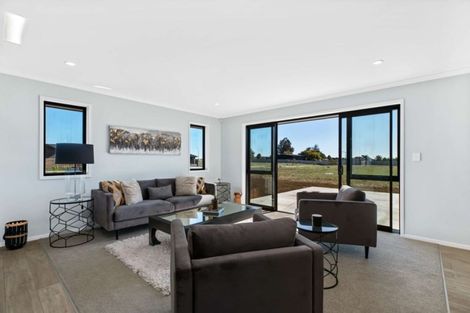 Photo of property in 52 Sunset Drive, Pukekohe, 2120