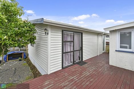 Photo of property in 11 Seddon Avenue, Papatoetoe, Auckland, 2104