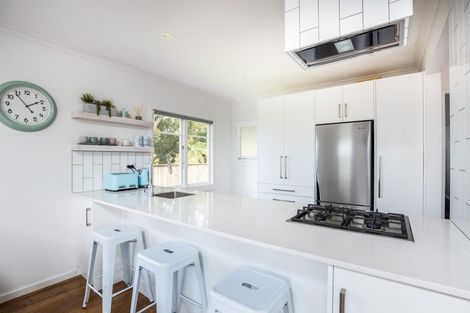 Photo of property in 201 Frankley Road, Frankleigh Park, New Plymouth, 4310