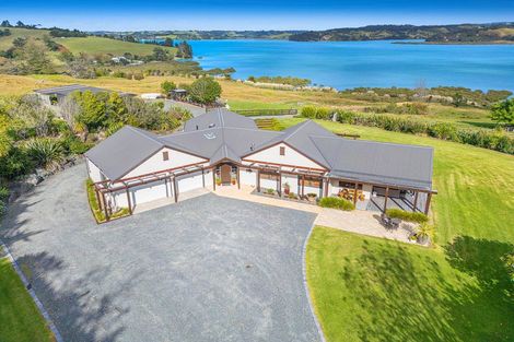 Photo of property in 71 Goodall Road, Snells Beach, 0920