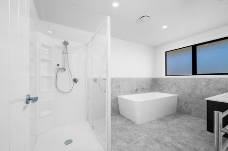 Photo of property in 77 Stratford Drive, Cable Bay, 0420