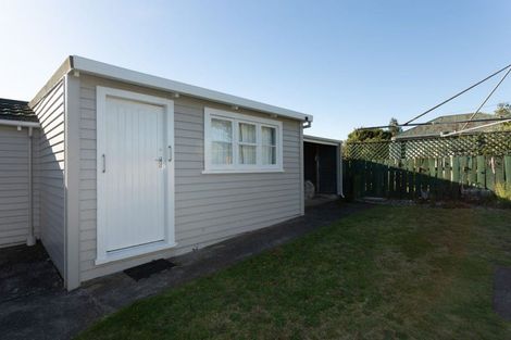 Photo of property in 24 Chamberlain Street, Dannevirke, 4930