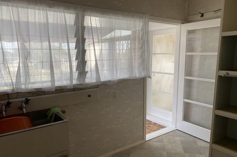 Photo of property in 10 Renwick Street, Papakura, 2110