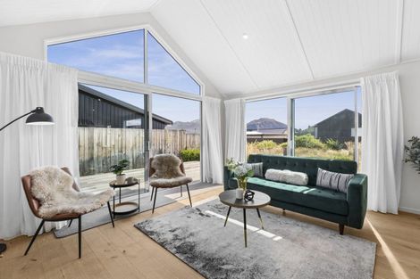 Photo of property in 55 Farrant Drive, Wanaka, 9305