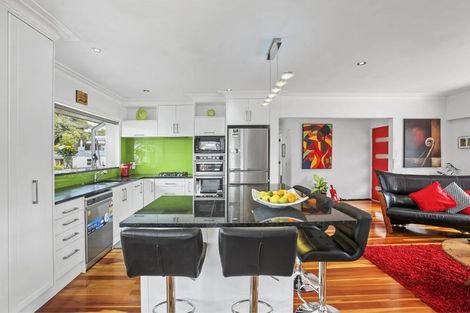 Photo of property in 19 Merchant Avenue, Te Atatu South, Auckland, 0610